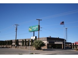 Quality Inn & Suites Near White Sands - Motel