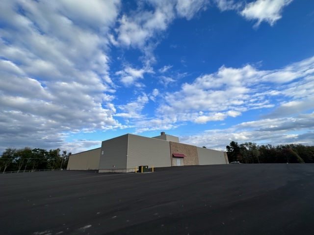 401 Three Springs, Weirton, WV for lease - Building Photo - Image 1 of 24