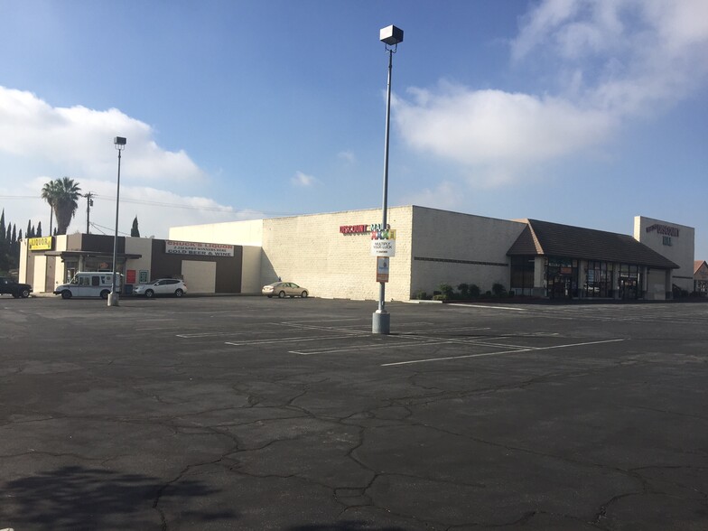 467 E Foothill Blvd, Rialto, CA for lease - Building Photo - Image 1 of 4