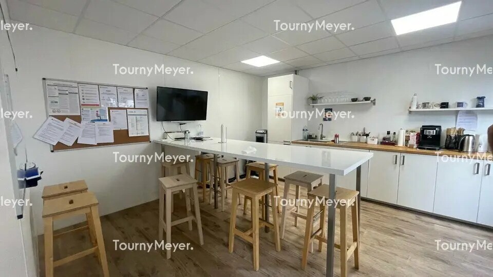 Office in Montpellier for lease - Interior Photo - Image 3 of 3