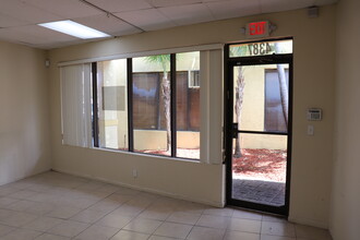 4373-4399 N University Dr, Fort Lauderdale, FL for lease Building Photo- Image 2 of 8