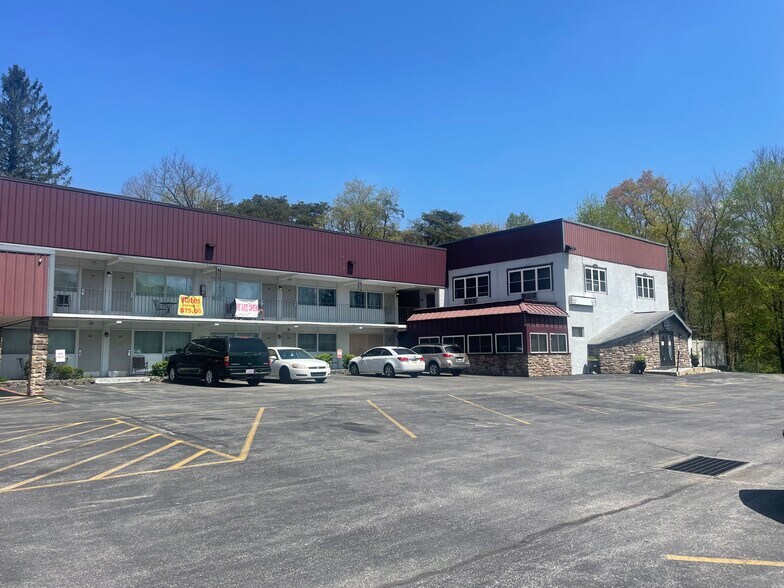 11979 William Penn Hwy, Huntingdon, PA for sale - Building Photo - Image 1 of 1