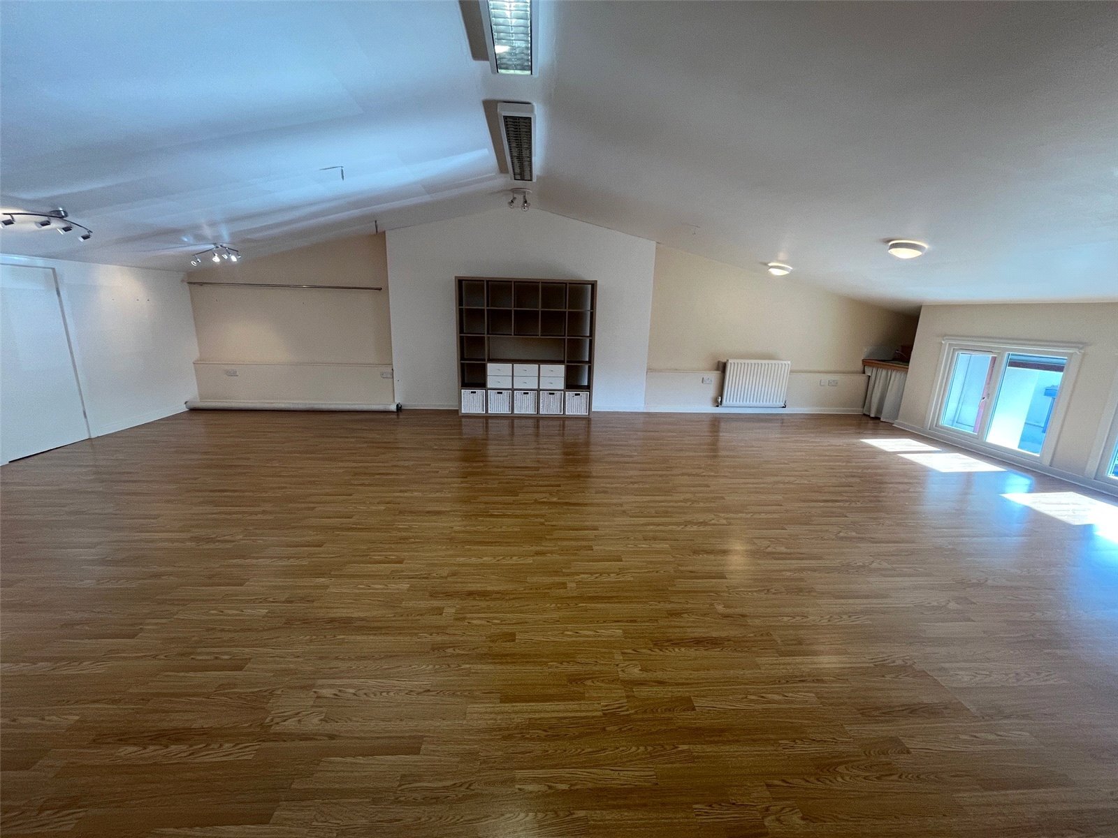 Ponteland, Ponteland for lease Interior Photo- Image 1 of 5