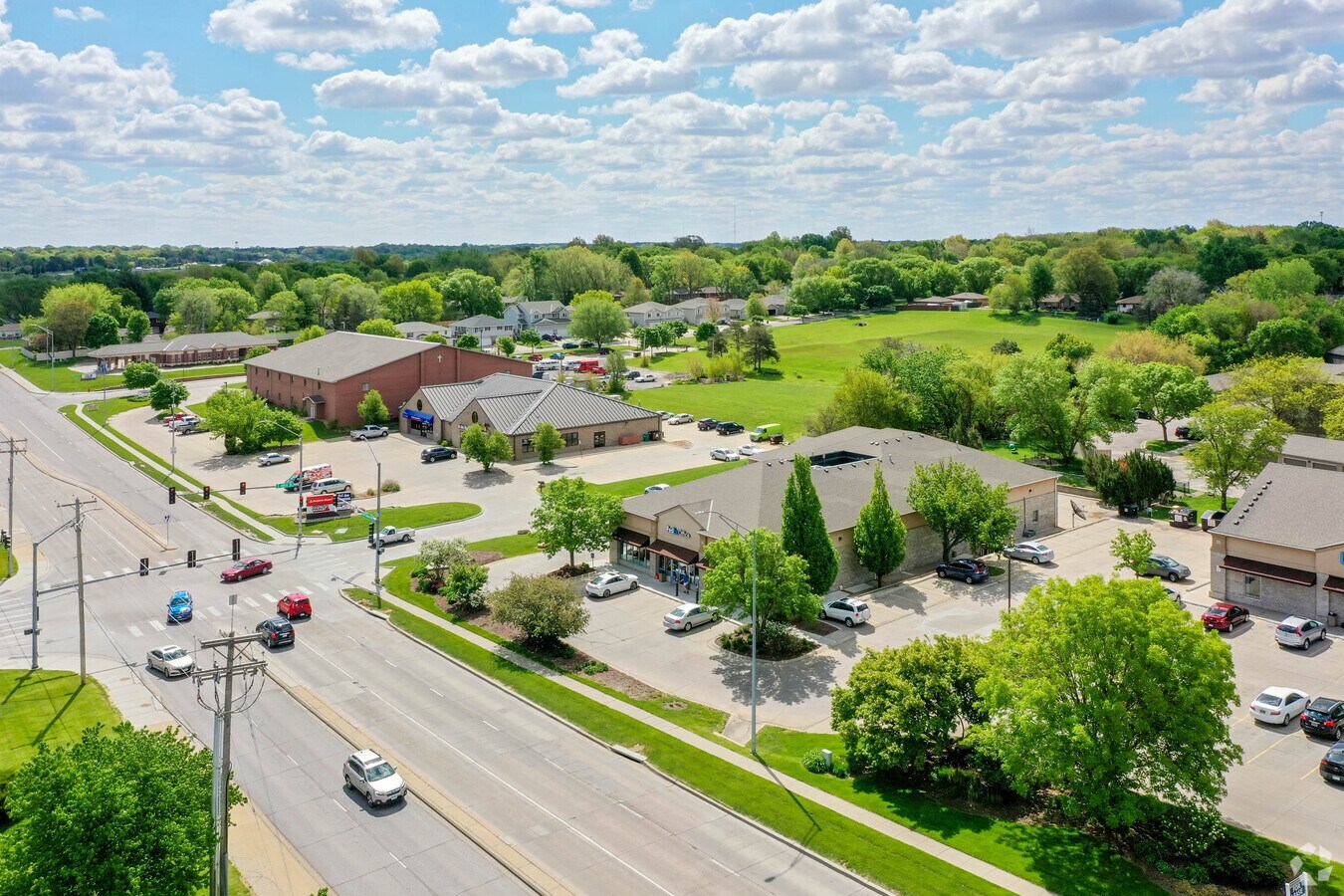 4747 Old Cheney Rd, Lincoln, NE 68516