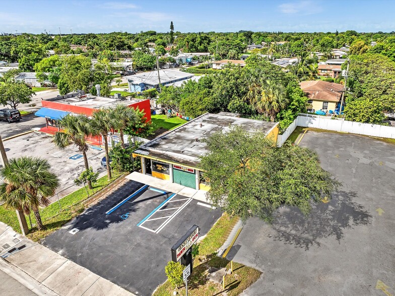 571-573 SW 27th Ave, Fort Lauderdale, FL for sale - Building Photo - Image 1 of 36