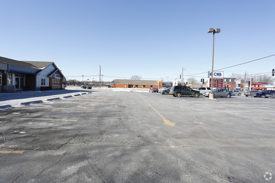 12701-12729 S Ridgeland Ave, Palos Heights, IL for lease - Building Photo - Image 3 of 5