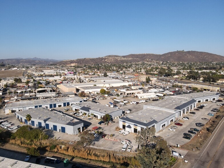 208 Greenfield Dr, El Cajon, CA for lease - Building Photo - Image 3 of 5