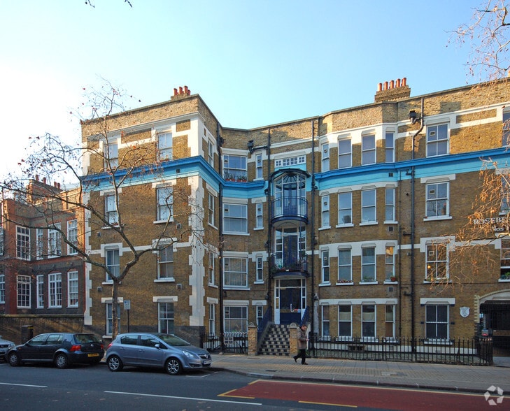 1 Rosebery Ave, London for lease - Primary Photo - Image 1 of 22