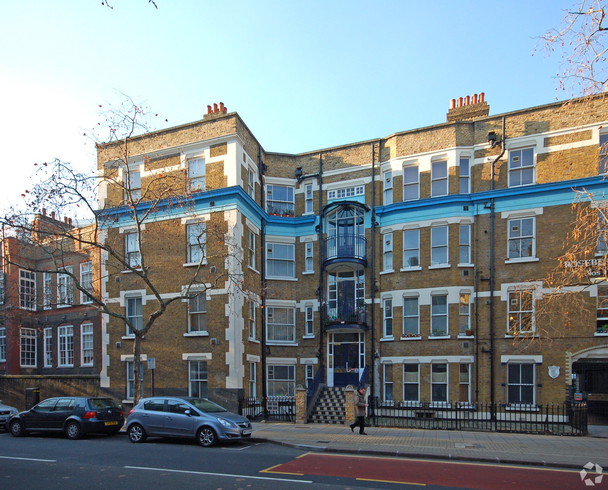 1 Rosebery Ave, London for lease Primary Photo- Image 1 of 23