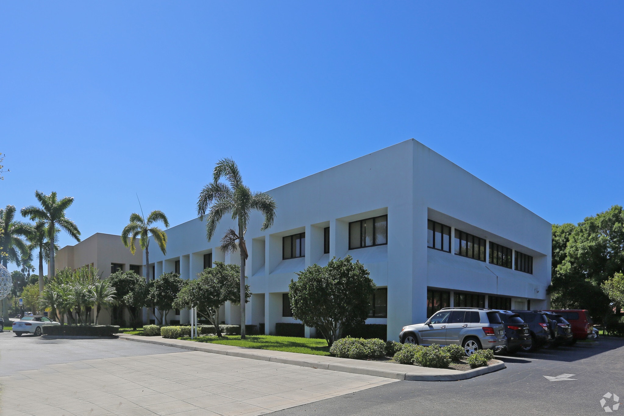 300 Avenue of Champions, Palm Beach Gardens, FL for lease Primary Photo- Image 1 of 10