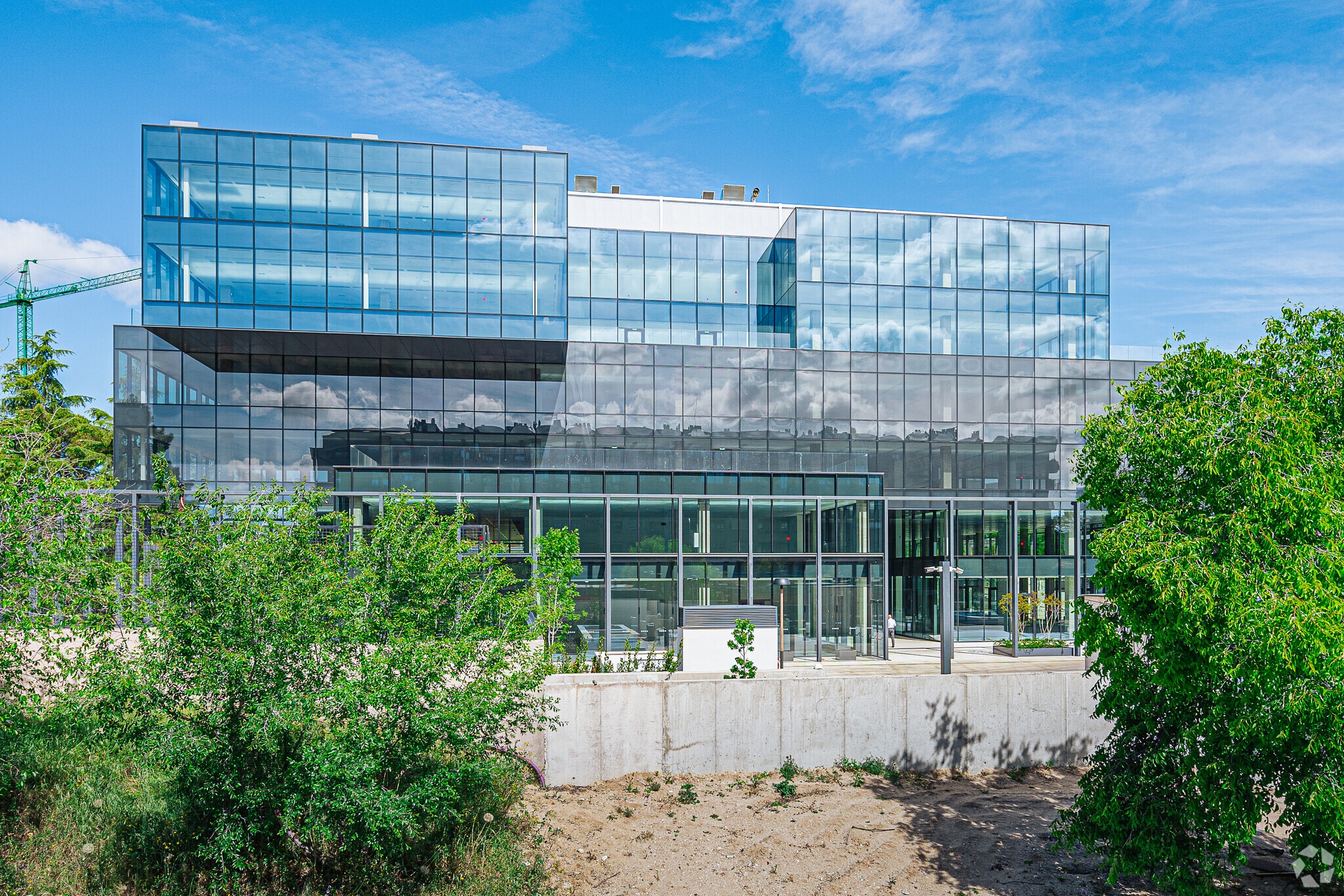 Calle de Mesena, 80, Madrid, Madrid for lease Primary Photo- Image 1 of 17