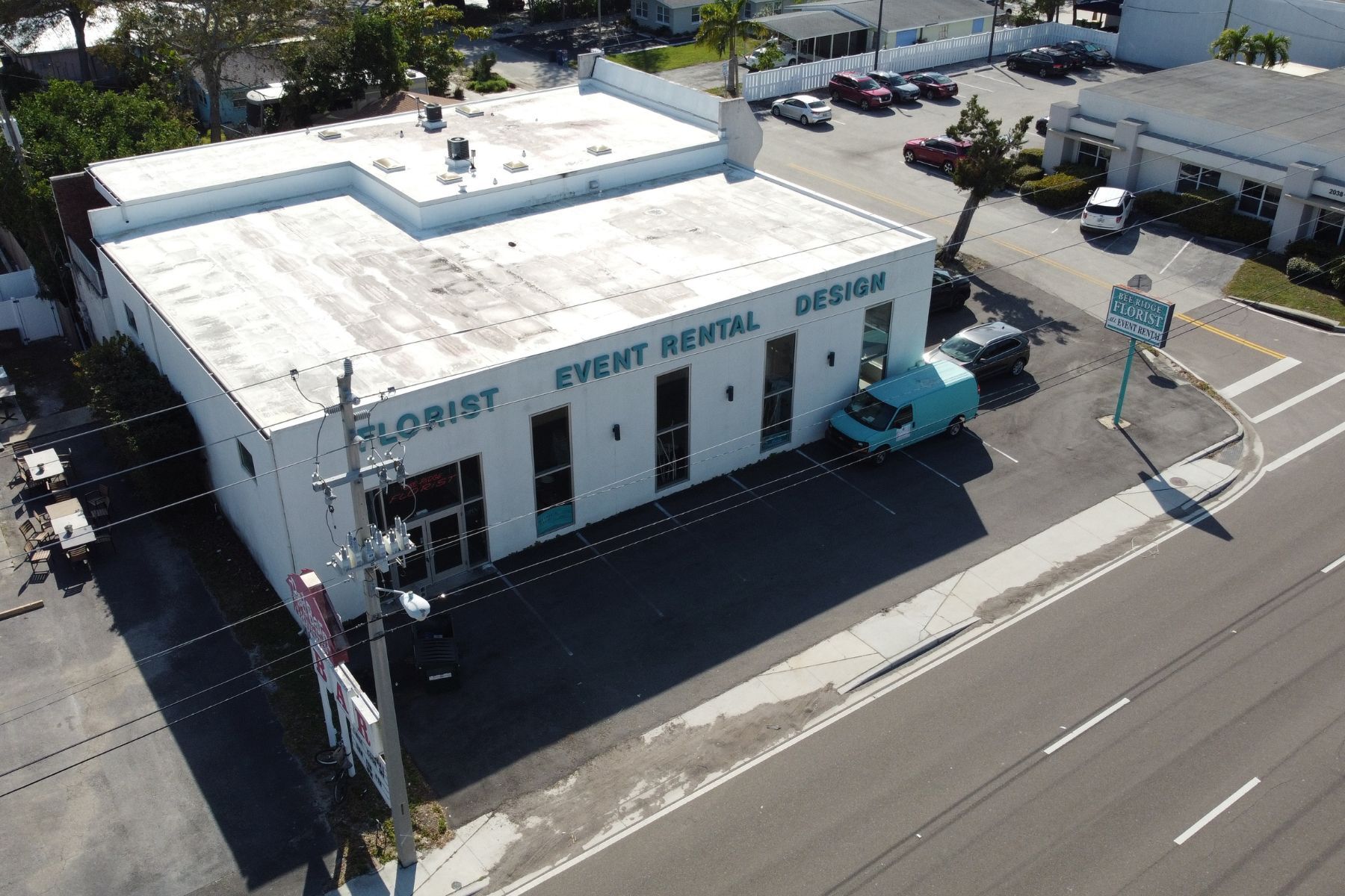 2048 Bee Ridge Rd, Sarasota, FL for lease Interior Photo- Image 1 of 9