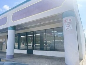 8318 Jones Maltsberger Rd, San Antonio, TX for lease Interior Photo- Image 2 of 7