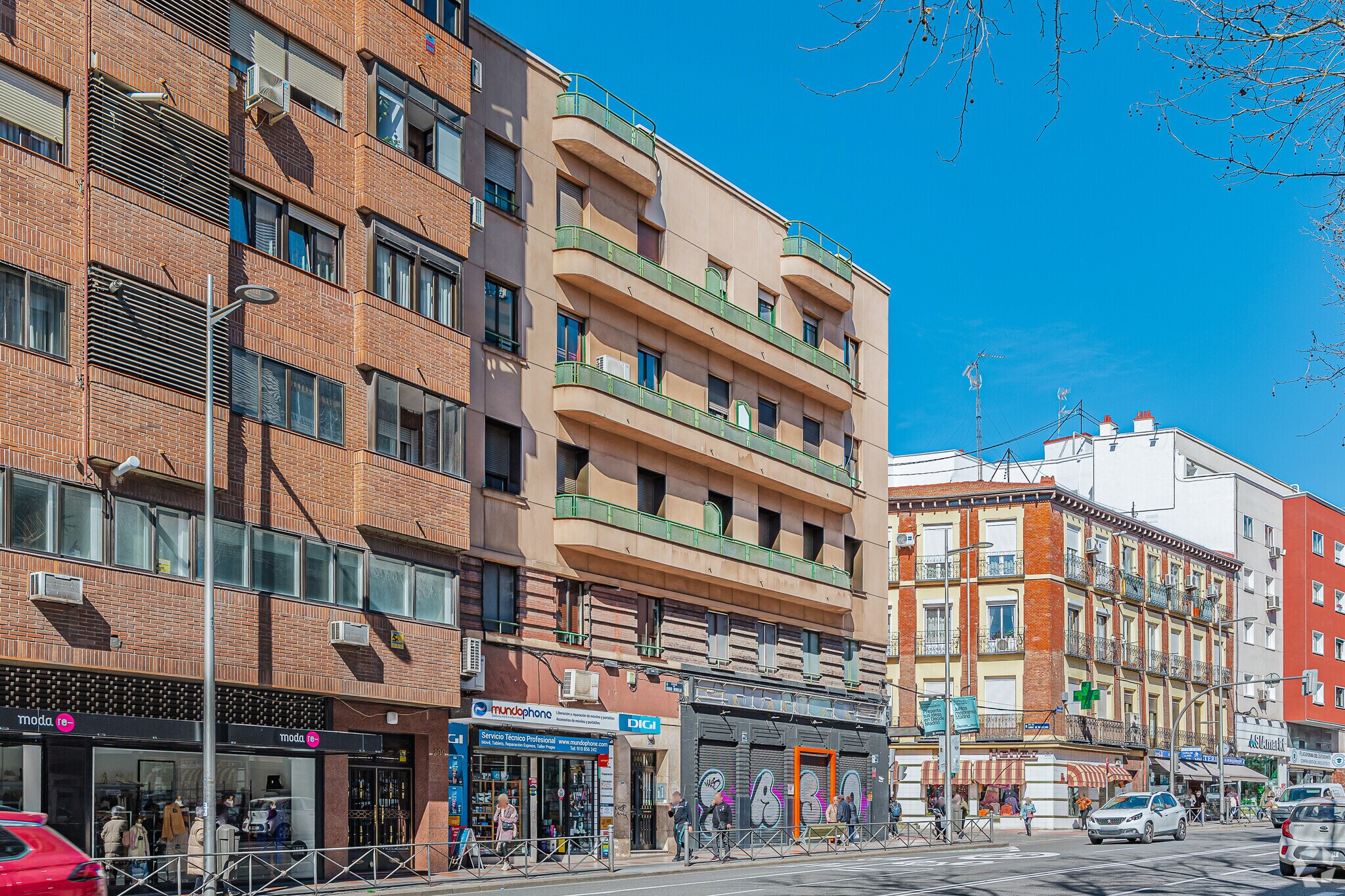 in Madrid, Madrid for sale Building Photo- Image 1 of 1