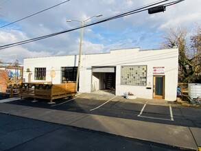 244 Short Coxe Ave, Asheville, NC for lease Building Photo- Image 1 of 4