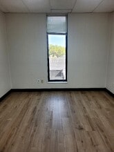 5350 S Western Ave, Oklahoma City, OK for lease Interior Photo- Image 1 of 1