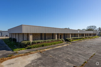 More details for Building Complex on Genoa Red Bluff – Industrial for Sale, Pasadena, TX