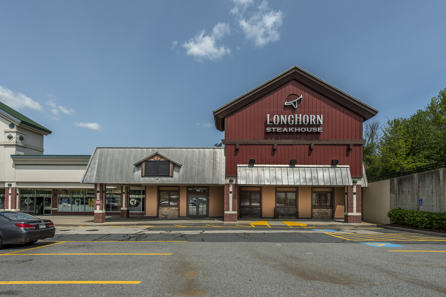 191-199 Boston Post Rd W, Marlborough, MA for lease - Building Photo - Image 2 of 10