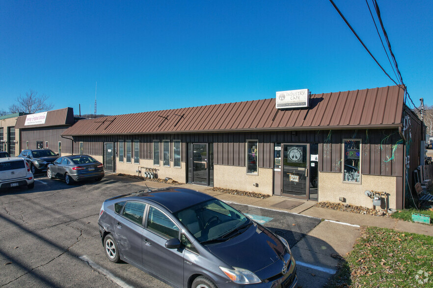 1630 Midland Beaver Rd, Industry, PA for lease - Building Photo - Image 1 of 14