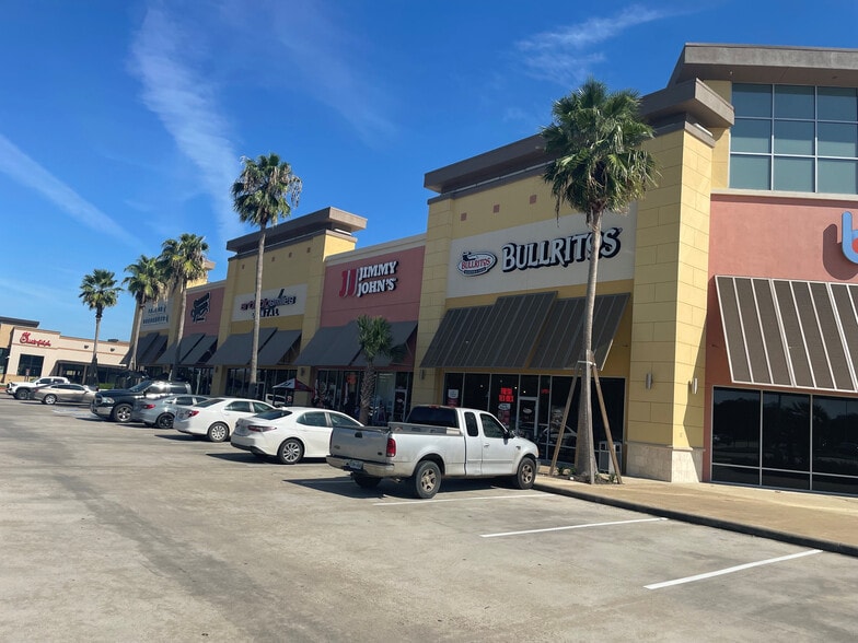 1800-1820 Nasa Rd 1, Houston, TX for lease - Building Photo - Image 1 of 16