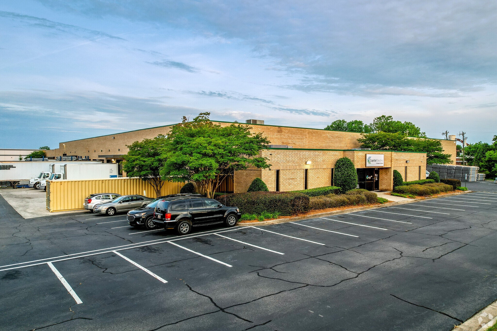 1407 Westinghouse Blvd, Charlotte, NC for lease Primary Photo- Image 1 of 9