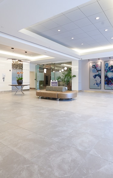 3333 Welborn St, Dallas, TX for lease - Interior Photo - Image 3 of 9