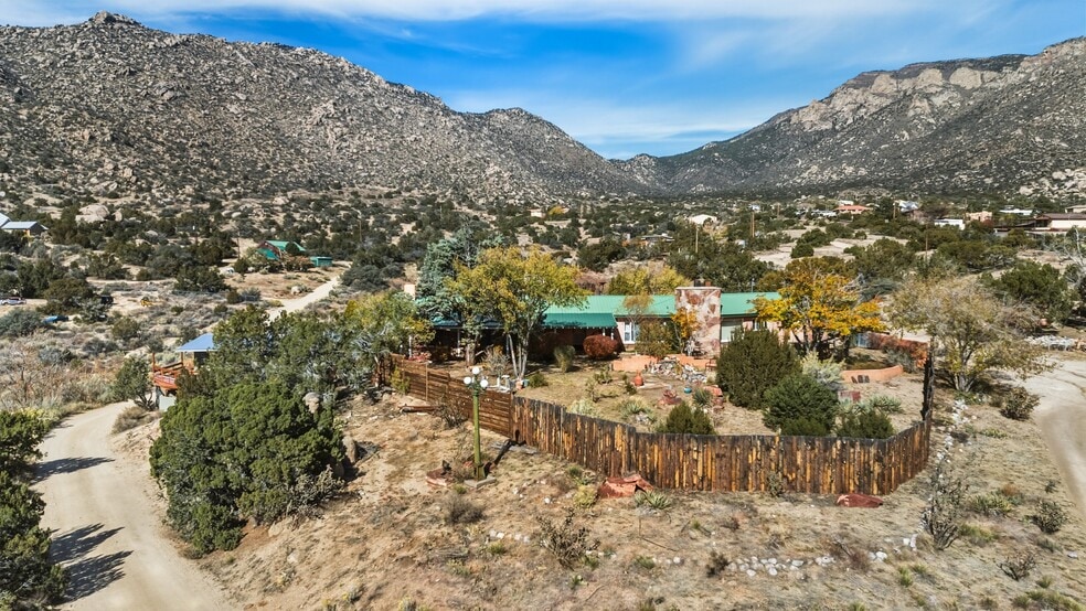 24 Matisse Rd NE, Albuquerque, NM for sale - Building Photo - Image 3 of 135