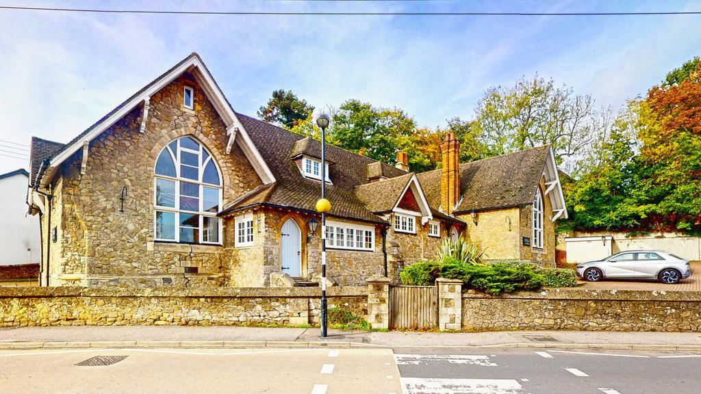 67 London Rd, Westerham for lease Primary Photo- Image 1 of 27