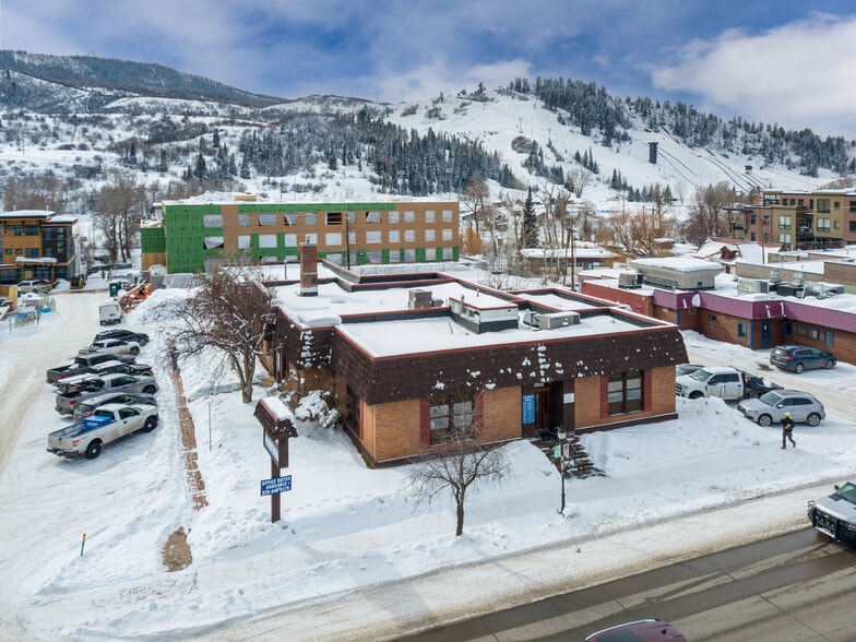 401 Lincoln Ave, Steamboat Springs, CO for sale - Primary Photo - Image 1 of 9