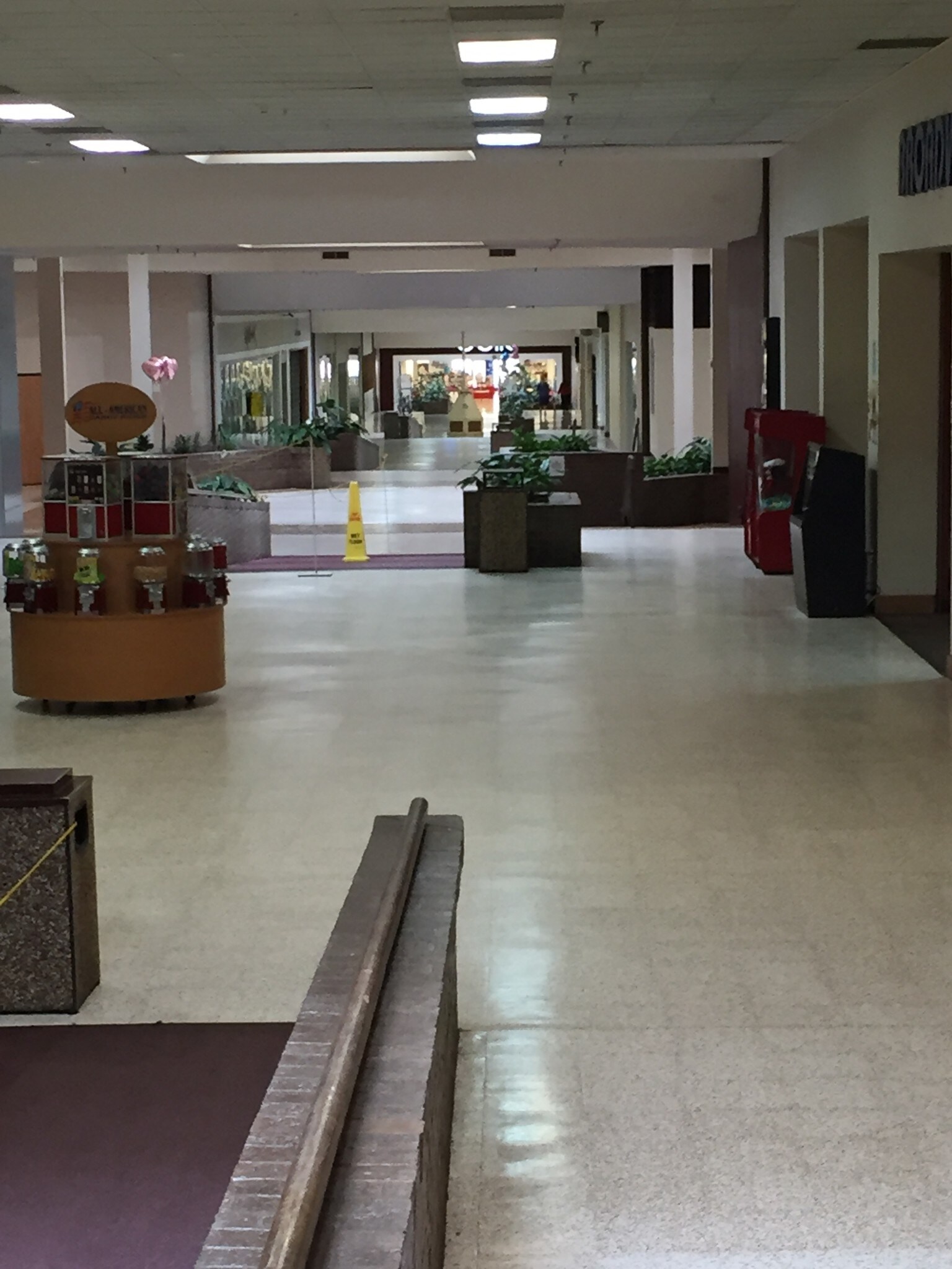 1 Claypool Hill Mall, Cedar Bluff, VA 24609 Claypool Hill Mall