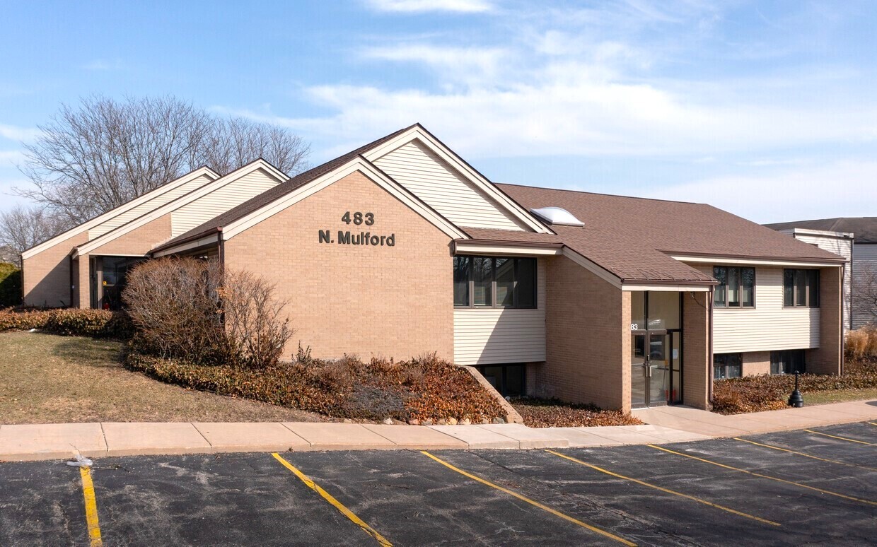 483 N Mulford St, Rockford, IL for lease Building Photo- Image 1 of 11