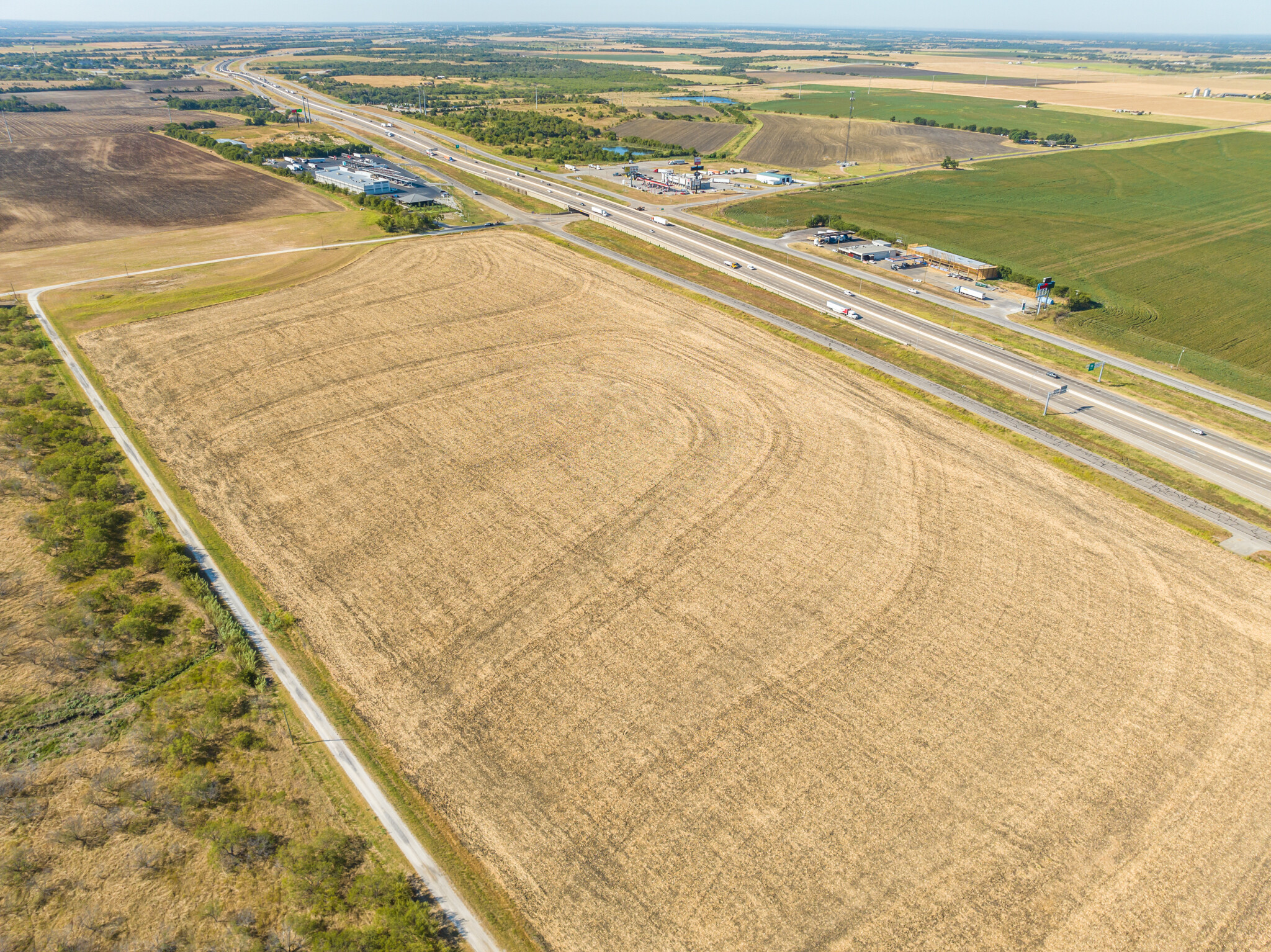 I-35 W / HCR 3115, Abbott, TX for sale Primary Photo- Image 1 of 8