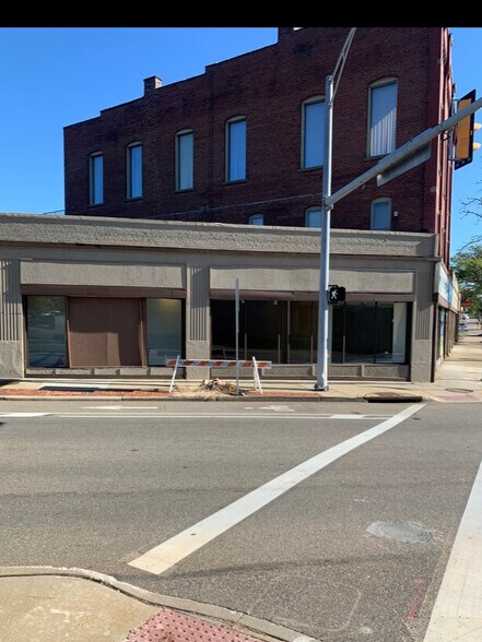 489 W Exchange St, Akron, OH for lease - Building Photo - Image 2 of 12