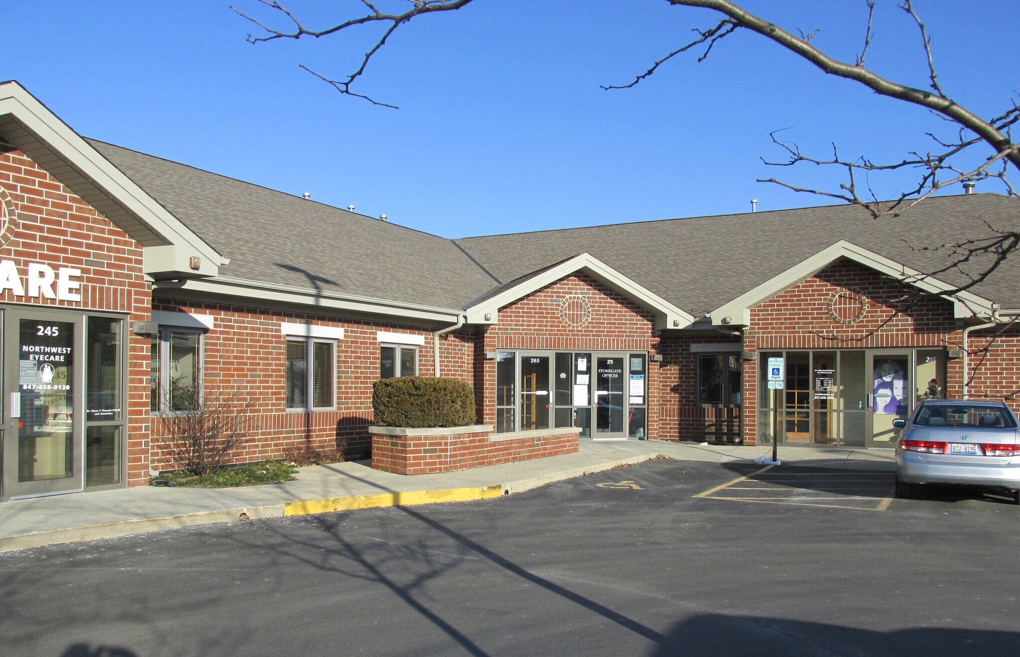 275 Stonegate Rd, Algonquin, IL for sale Building Photo- Image 1 of 1