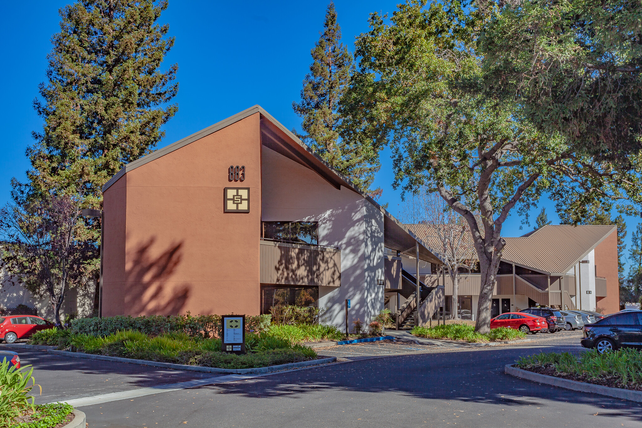 883 N Shoreline Blvd, Mountain View, CA for lease Building Photo- Image 1 of 7