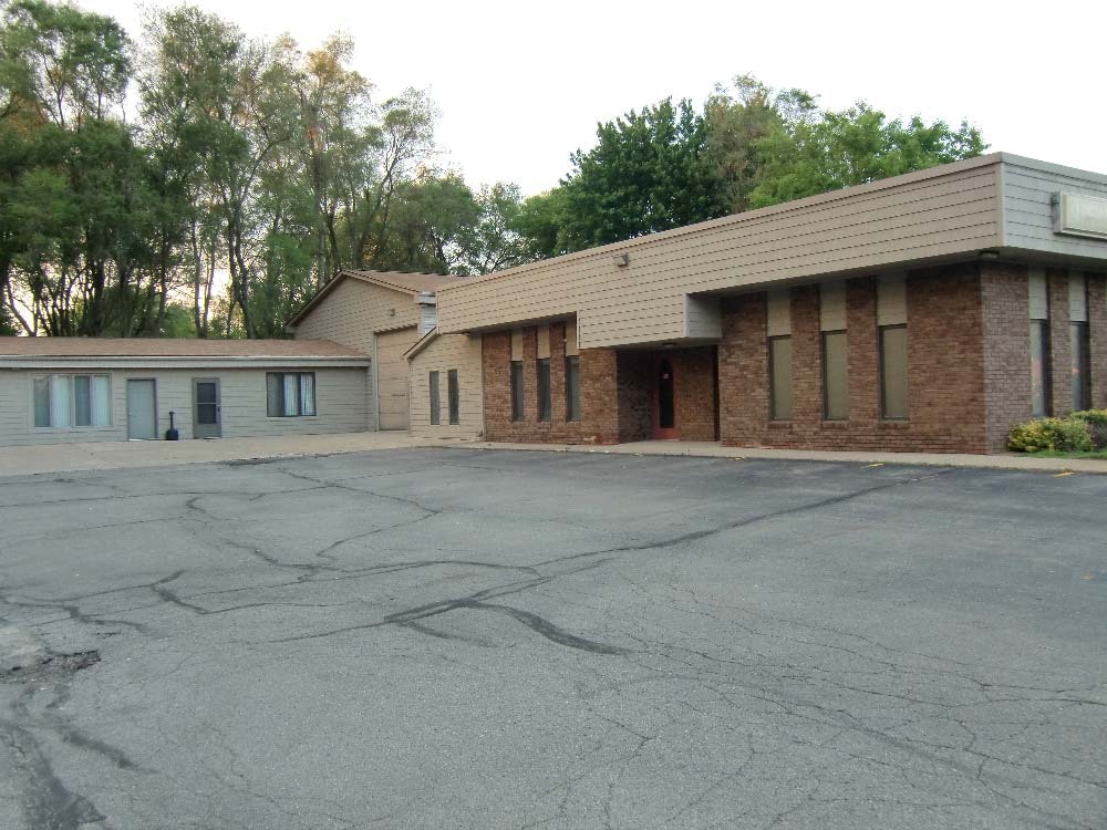 9450 ELIZABETH Lk RD  