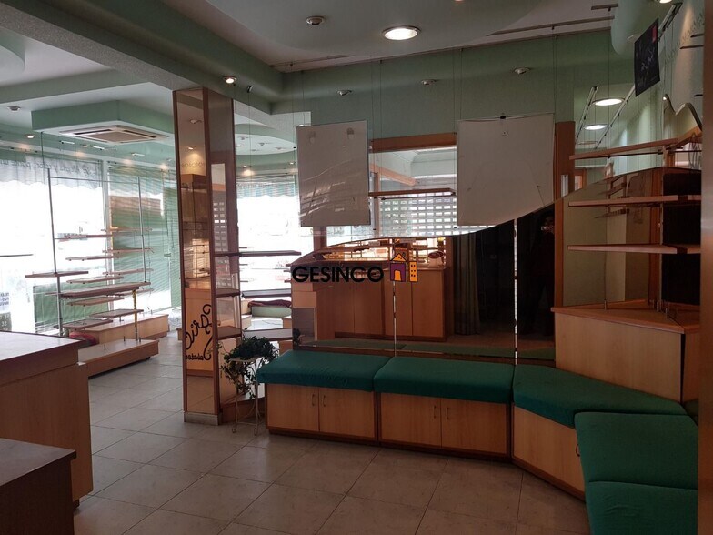 Retail in Ontinyent for lease - Building Photo - Image 2 of 5