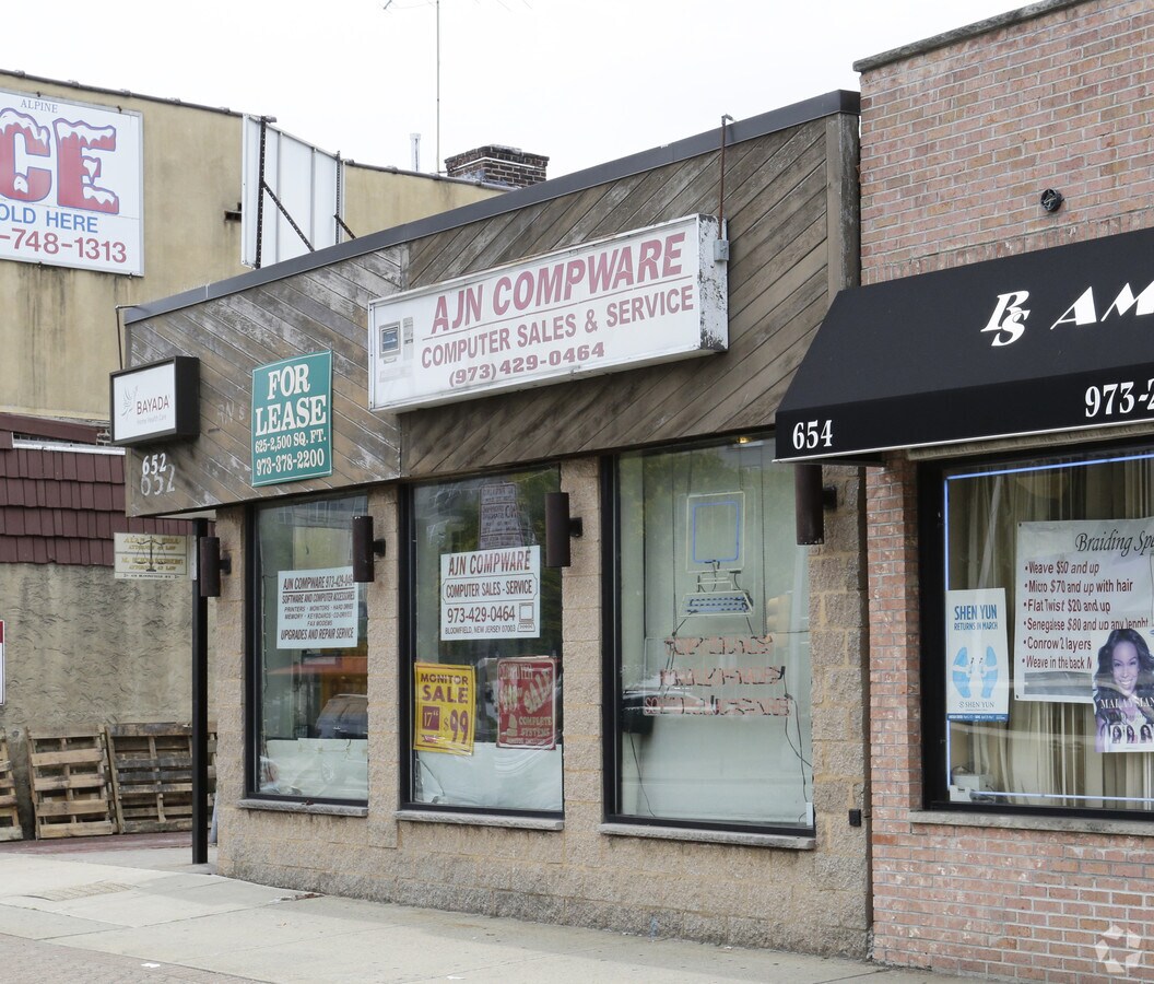 652 Bloomfield Ave, Bloomfield, NJ 07003