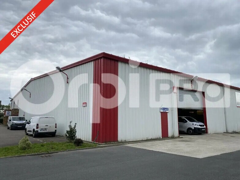 Office in GONFREVILLE-L'ORCHER for lease - Building Photo - Image 1 of 6