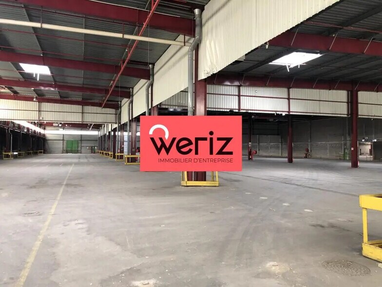 Industrial in Vitrolles for lease - Building Photo - Image 3 of 6