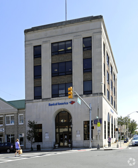 381 Broadway, Westwood, NJ for lease - Building Photo - Image 1 of 5