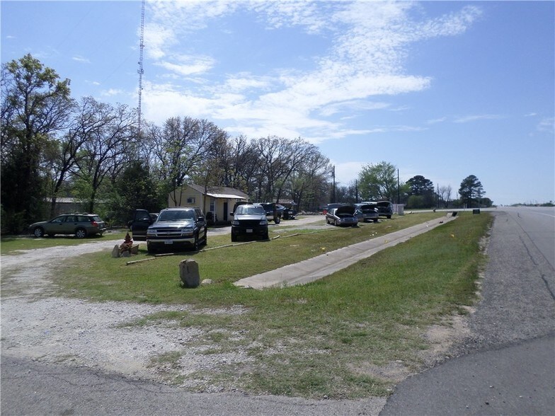 3800 E Hwy 67, Cleburne, TX 76031