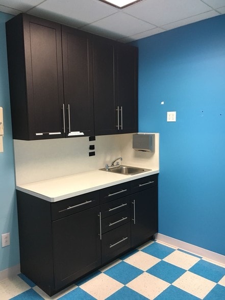 5693 Riverdale Ave, Bronx, NY for lease - Other - Image 3 of 9