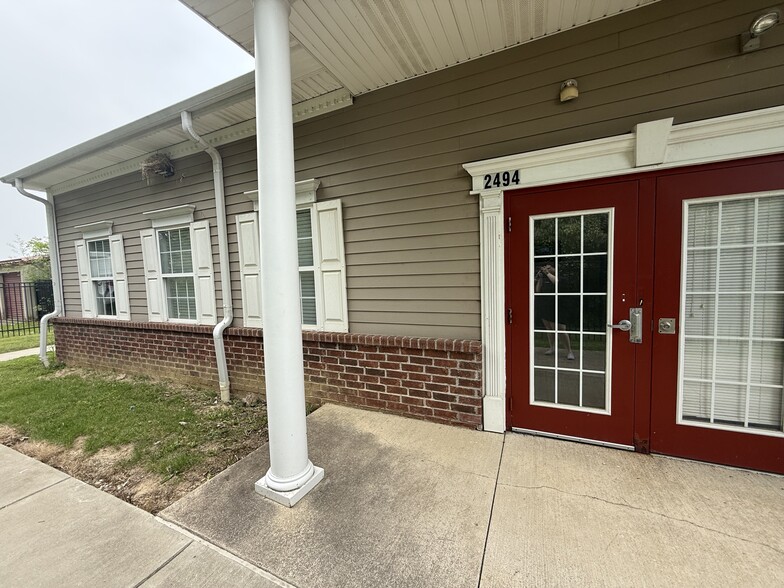 5010 Gateway Dr, Medina, OH for lease - Building Photo - Image 3 of 6