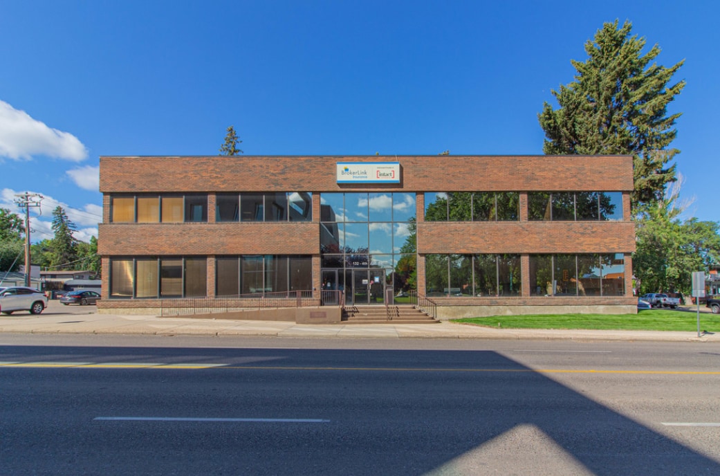 132 4 Ave SE, Medicine Hat, AB for lease Primary Photo- Image 1 of 3