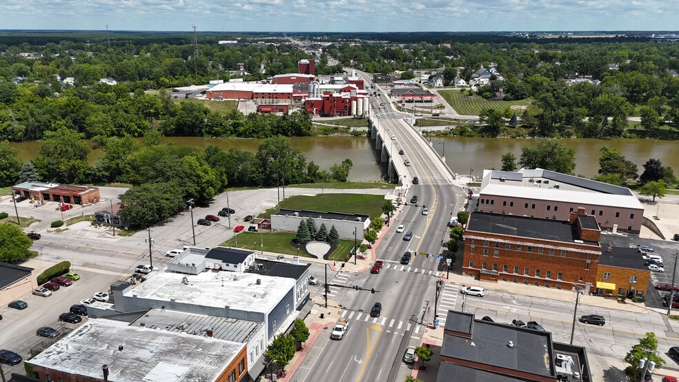 300 Clinton St, Defiance, OH for lease - Building Photo - Image 3 of 16