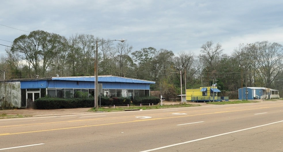 529 W Presley Blvd, McComb, MS for sale - Primary Photo - Image 1 of 1