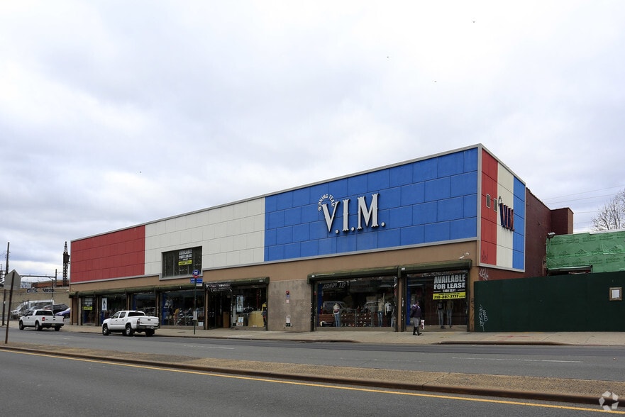 2265 E Tremont Ave, Bronx, NY for sale - Primary Photo - Image 1 of 1