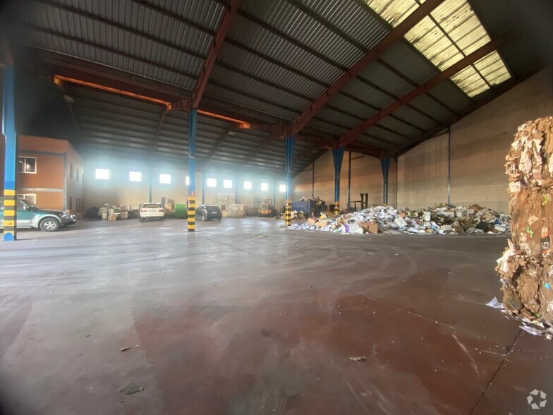 Industrial in Leganés, Madrid for lease - Building Photo - Image 2 of 5