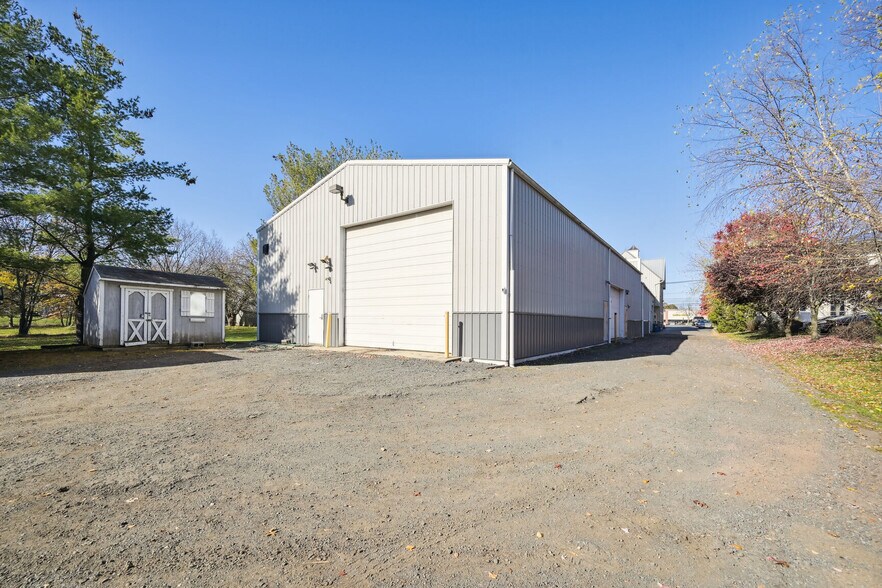 3150 Route 27, Kendall Park, NJ for lease - Building Photo - Image 2 of 41